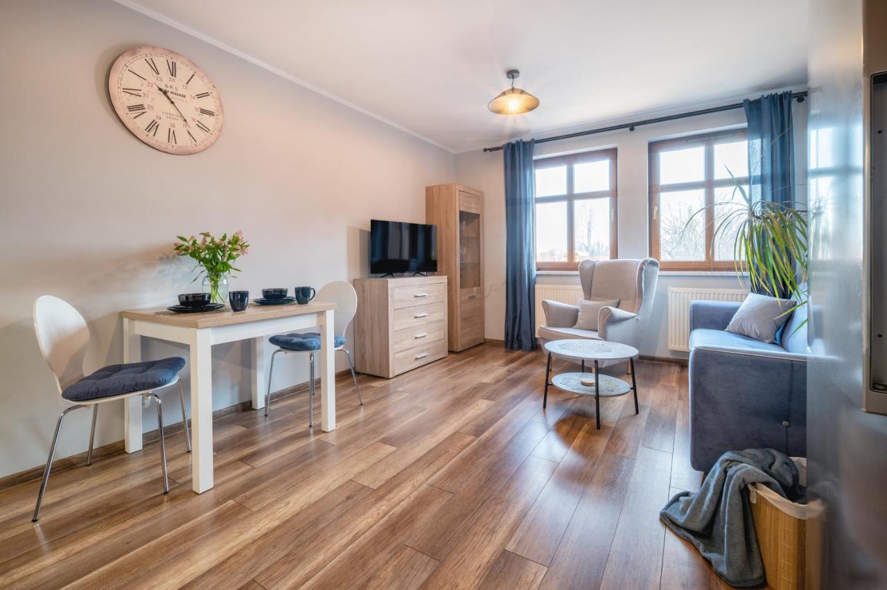 Апартаменти Apartament Gorna Na 5 Єленя-Ґура Екстер'єр фото