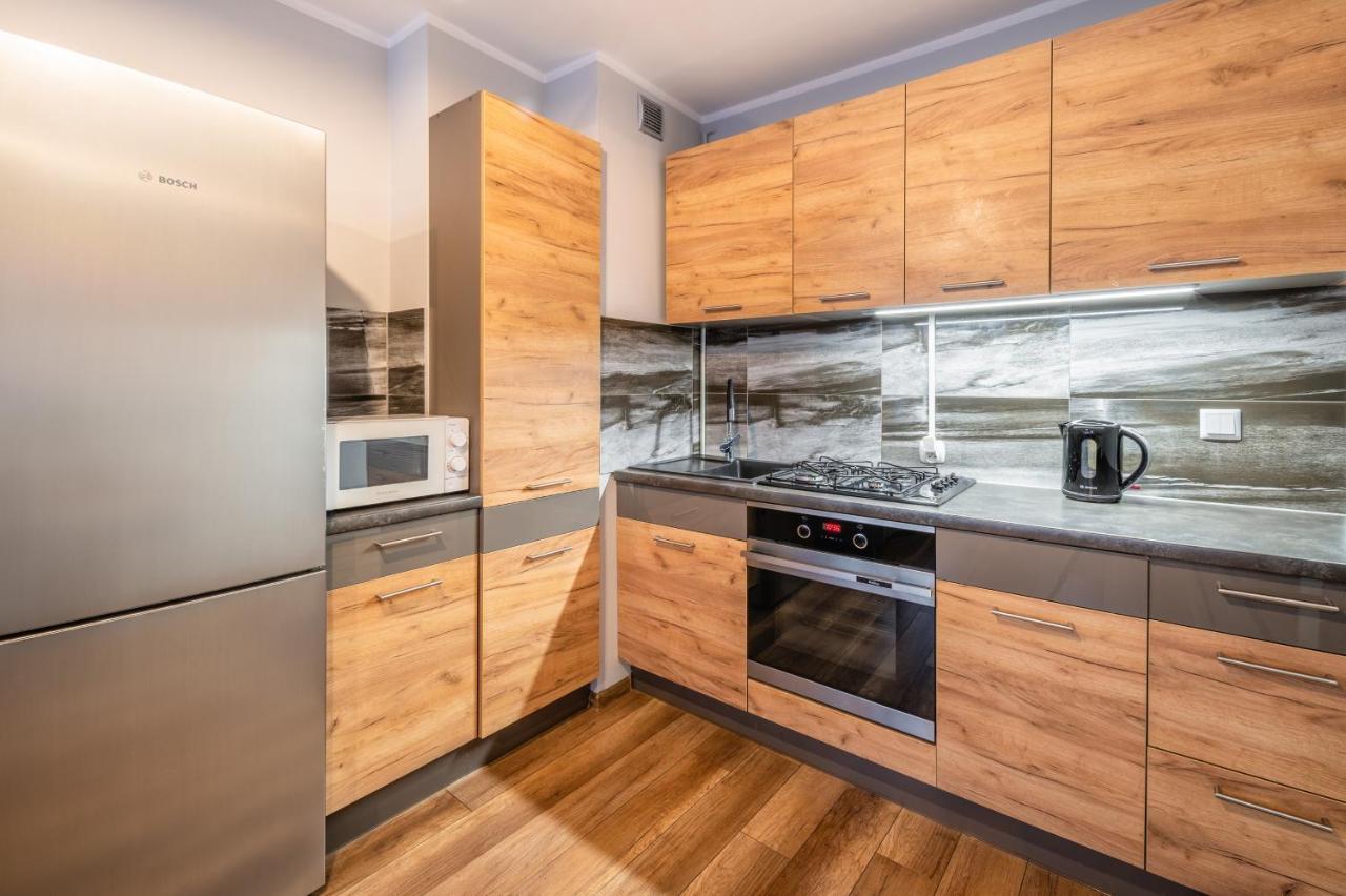 Апартаменти Apartament Gorna Na 5 Єленя-Ґура Екстер'єр фото
